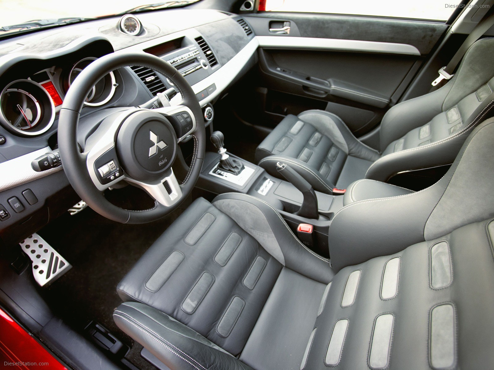 Mitsubishi Lancer EVO Prototype X
